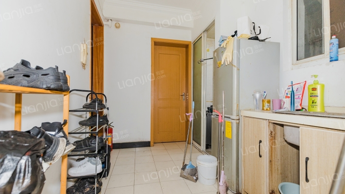 宾阳路居民区二手房实景图