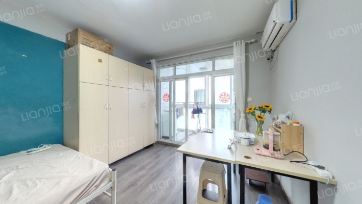 闵浦新苑四村二手房实景图