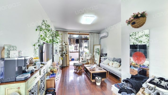 金丰蓝庭二手房实景图