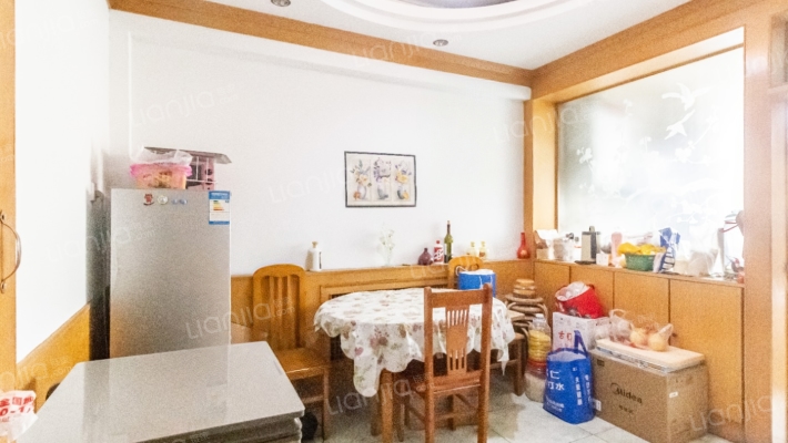 龙泉街1501号二手房实景图