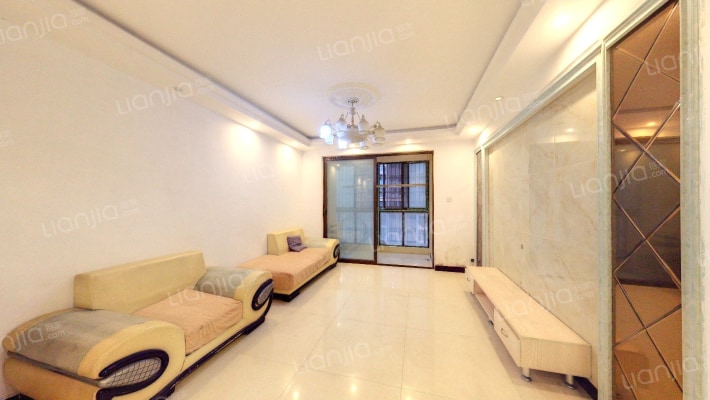 凤凰城（三期）紫云府二手房实景图