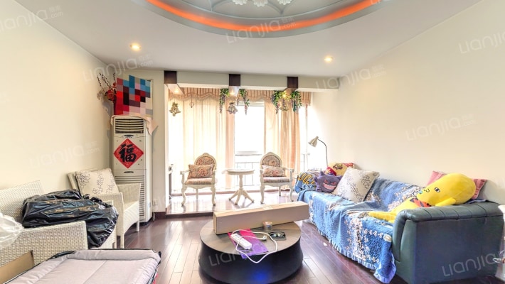 枫亚苑二手房实景图