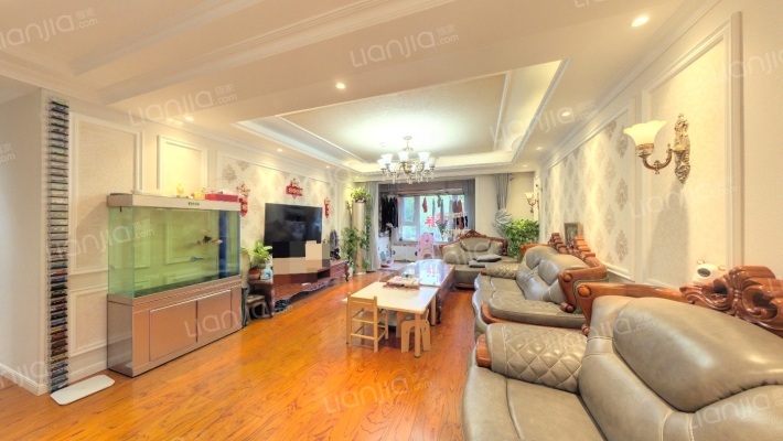 重汽一九五六二手房实景图