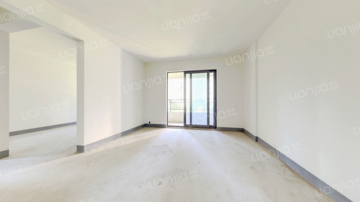 融科天域二手房实景图