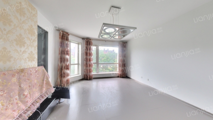 天安第一城三期二手房实景图