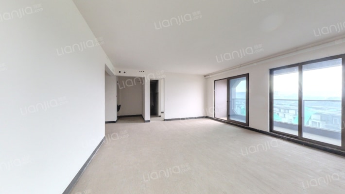 云麓台二组团二手房实景图