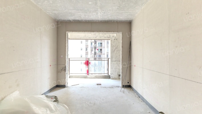 海成天生别院C区二手房实景图