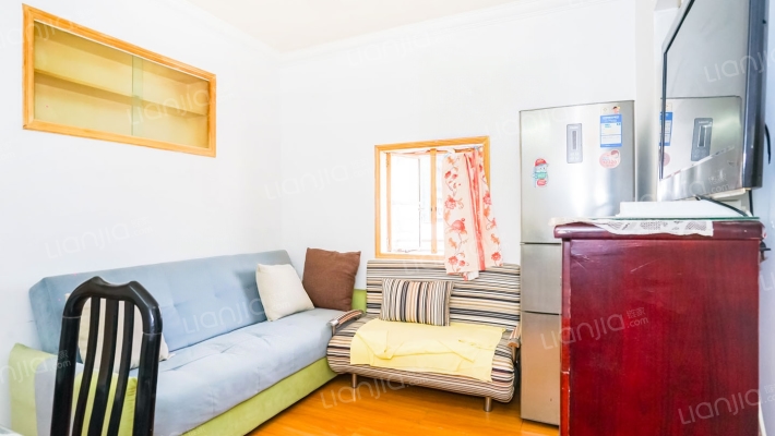 上焊大楼二手房实景图