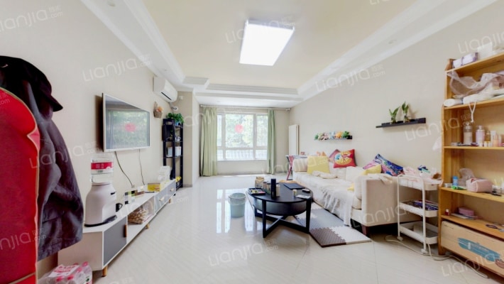 顶秀美泉小镇B区二手房实景图