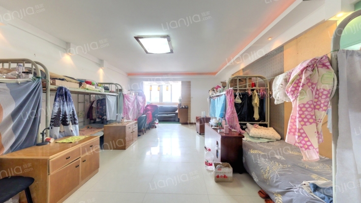 太空花园小区二手房实景图