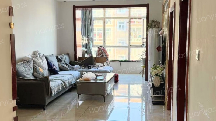 人武小区二手房实景图