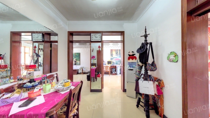 少管所宿舍二手房实景图