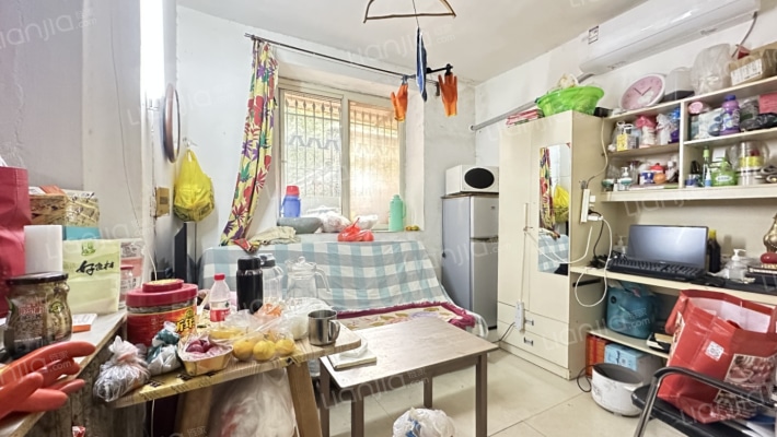 地毯楼二手房实景图