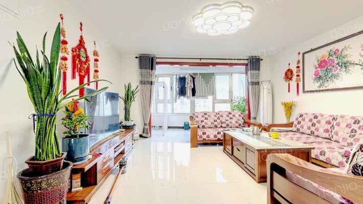 丽湖馨居二手房实景图