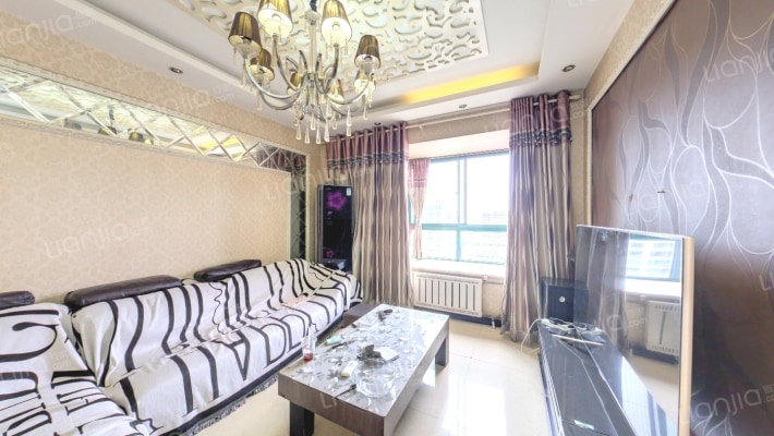 荣德棕榈湾二手房实景图