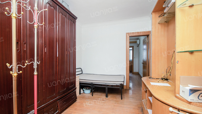 浦三小区二手房实景图