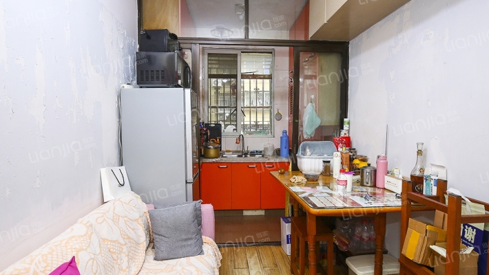 奎照路790弄二手房实景图