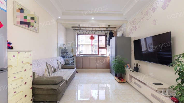 天天向上二手房实景图