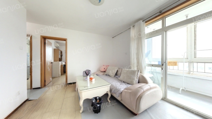 吕营嘉园C区二手房实景图