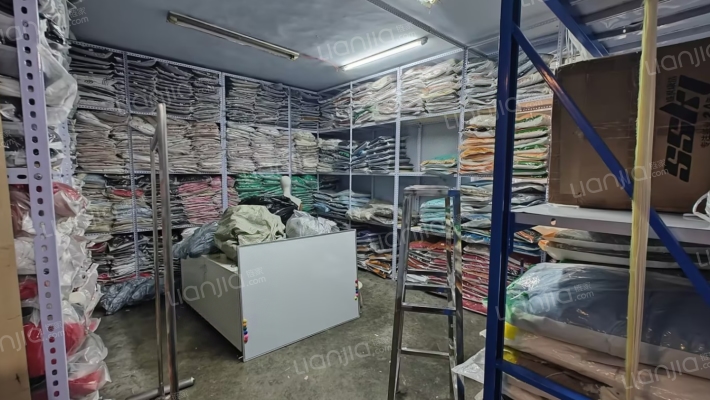 中新街60号二手房实景图