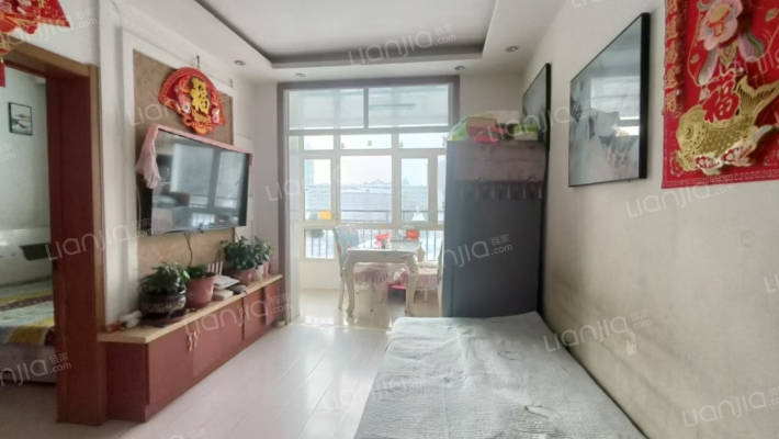 龙晟小区二手房实景图