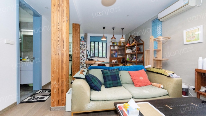 建国中路18弄二手房实景图