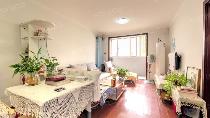 康庄路52号院二手房实景图