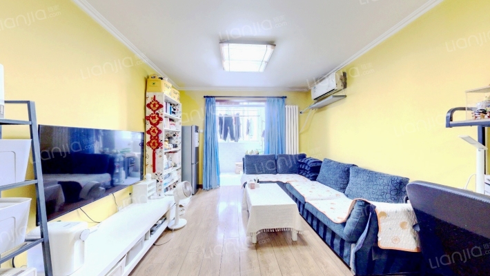 蓝调沙龙东区二手房实景图