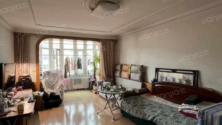 交警队家属楼二手房实景图