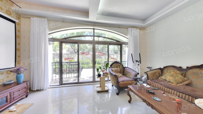 复地爱伦坡二手房实景图