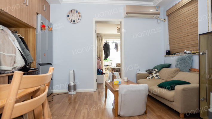 龙柏二村二手房实景图