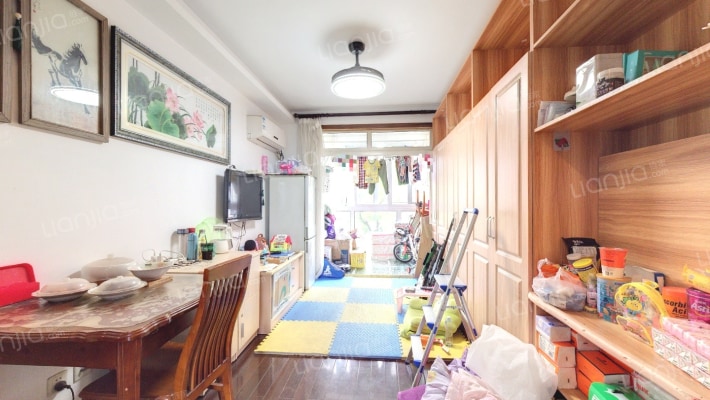 世和园二手房实景图