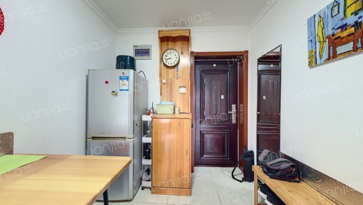 轮胎厂宿舍二手房实景图