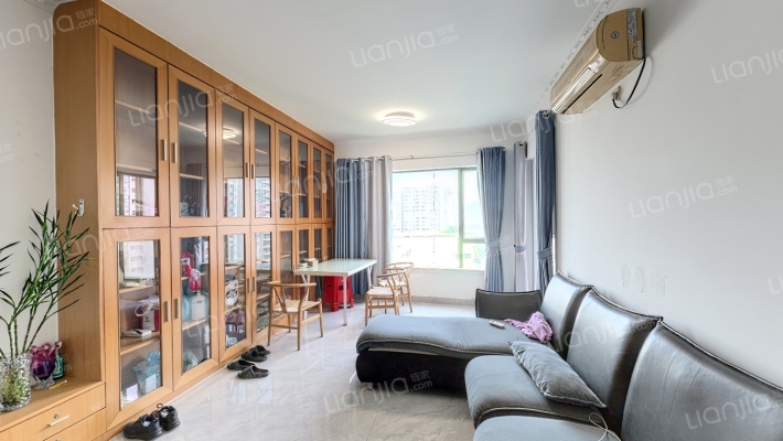 嘉宏台二手房实景图