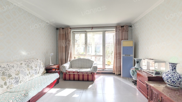 翡翠城五期二手房实景图