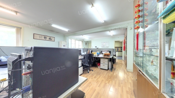 新都花园二手房实景图