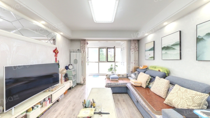 依云和府二手房实景图