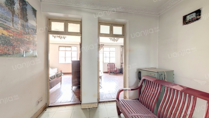 商校小区二手房实景图