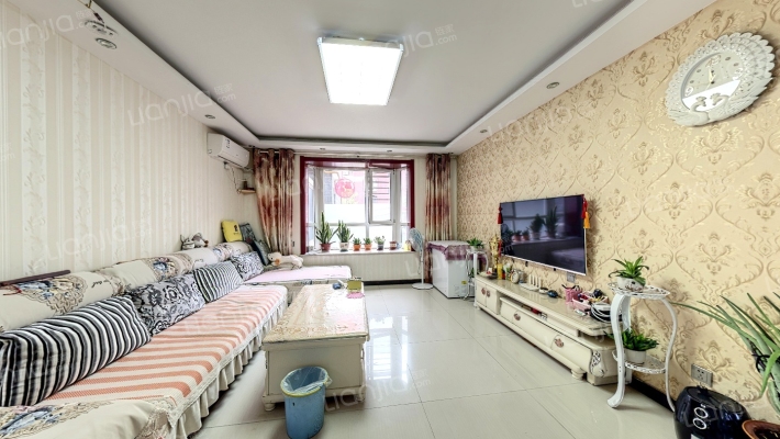 启馨园二手房实景图