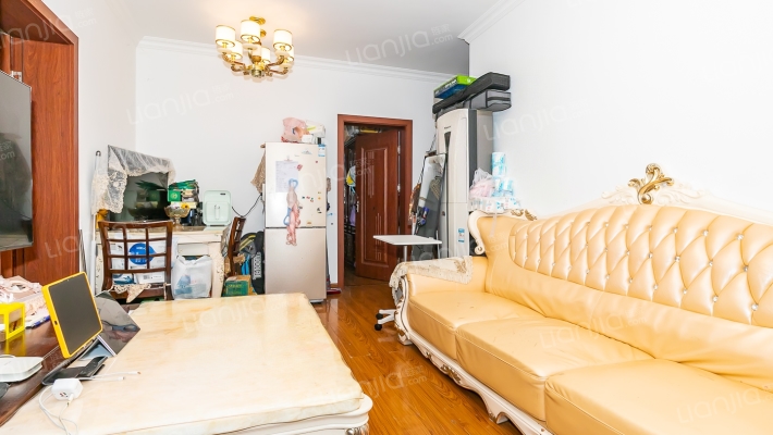 赤峰路525号二手房实景图