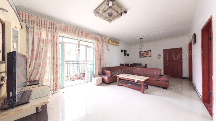 怡新花园二手房实景图