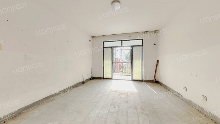 鹤鸣新苑二村二手房实景图