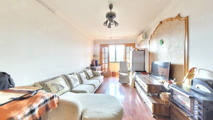 天山三村二手房实景图