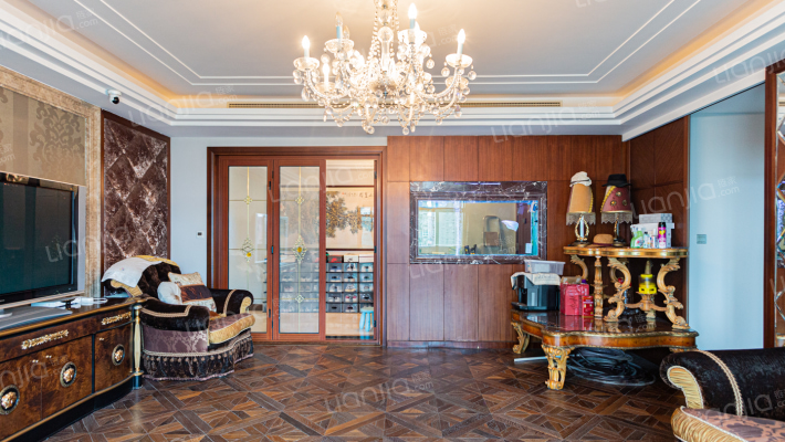 家化滨江苑二手房实景图