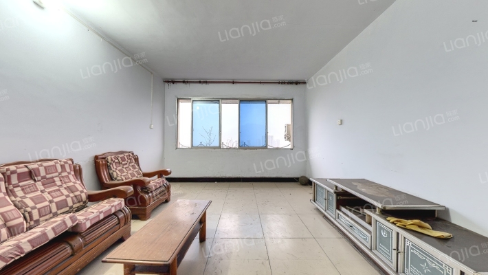 江东机械有限责任公司宿舍二手房实景图