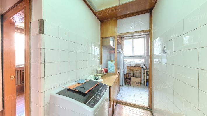 山峦街二手房实景图