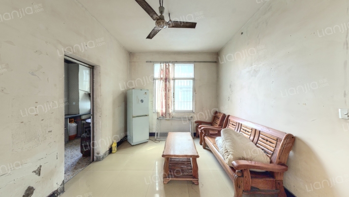 莲塘酒厂二手房实景图