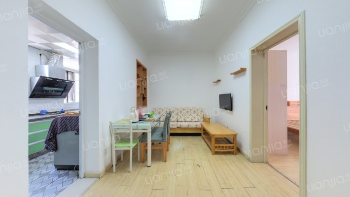 隆岗新村二手房实景图