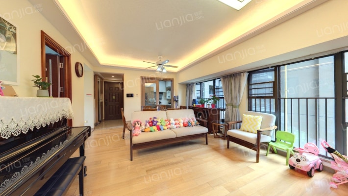 万科麓城二期二手房实景图