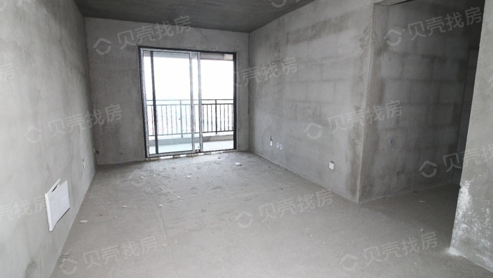 湛北路毛坯两室上海映像97平两厅一一卫水电气暖齐全-客厅